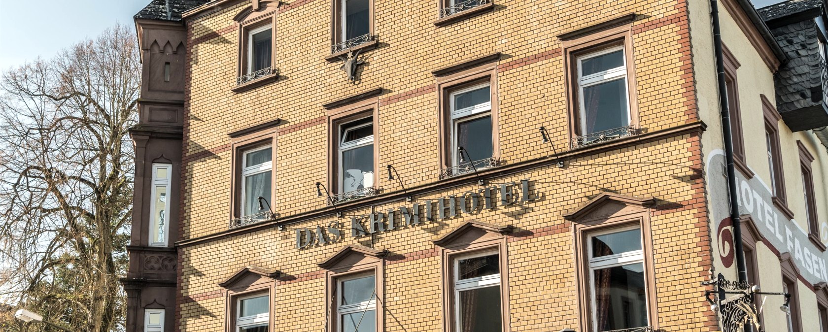 Eifelsteig-2019-093-Krimihotel, Hillesheim, © Eifel Tourismus GmbH, Dominik Ketz Eifelsteig-2019-093-Krimihotel, Hillesheim, © Eifel Tourismus GmbH, Dominik Ketz