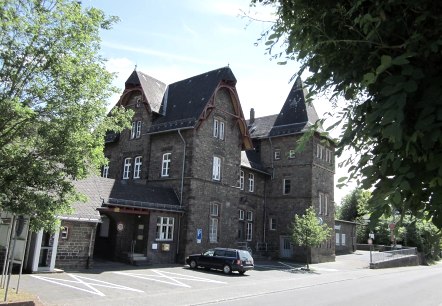 Bahnhof Jünkerath Vorderansicht, © Aus Sammlung Ortsgemeinde Bahnhof Jünkerath Vorderansicht, © Aus Sammlung Ortsgemeinde
