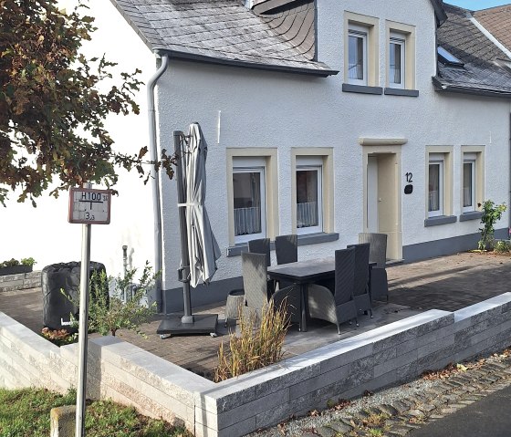 Vorderansicht Ferienhaus linksseitig Vorderansicht Ferienhaus linksseitig