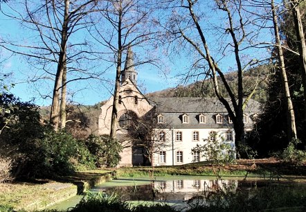 Blick auf Kloster St. Thomas, © Tourist-Information Bitburger Land Blick auf Kloster St. Thomas, © Tourist-Information Bitburger Land