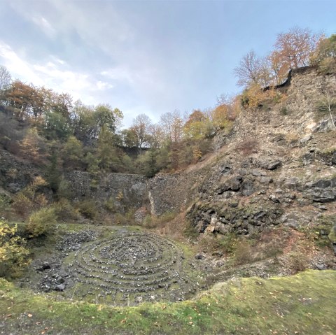 Im Inneren des Arensberg, © Touristik GmbH Gerolsteiner Land, Leonie Post Im Inneren des Arensberg, © Touristik GmbH Gerolsteiner Land, Leonie Post
