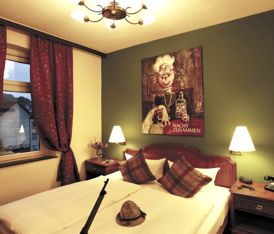 Eifelkrimi, © © Bermond Mediadesign - Krimihotel Eifelkrimi, © © Bermond Mediadesign - Krimihotel