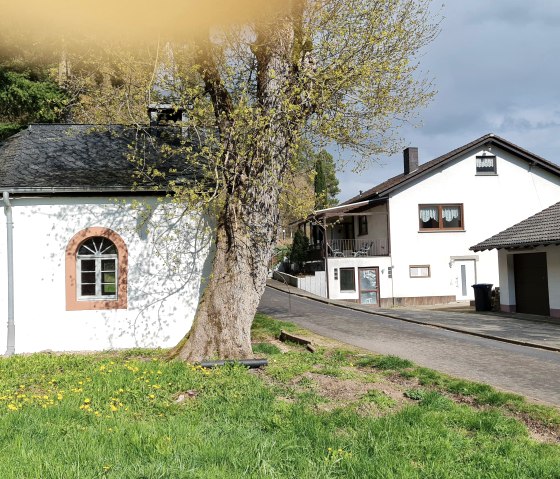 Kapelle mit Ferienhaus Kapelle mit Ferienhaus