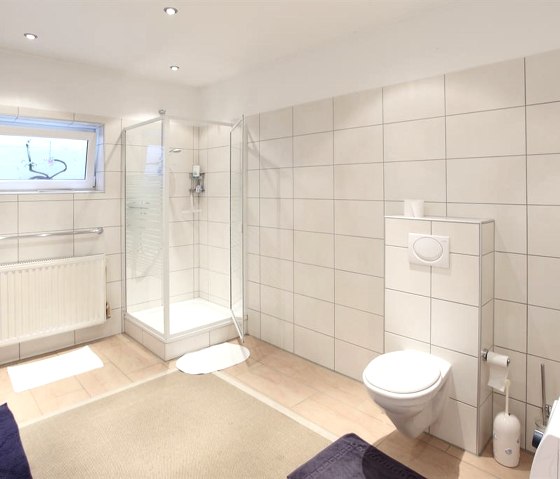 großes Bad, © Ferienwohnung Eifel/Relax Frau Walla großes Bad, © Ferienwohnung Eifel/Relax Frau Walla