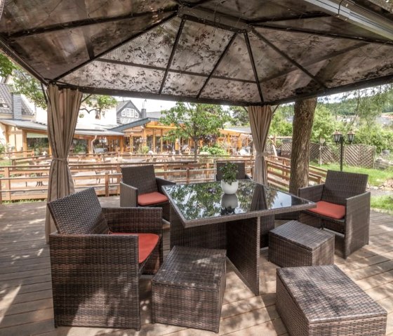 Terrasse Mausefalle (4) Terrasse Mausefalle (4)