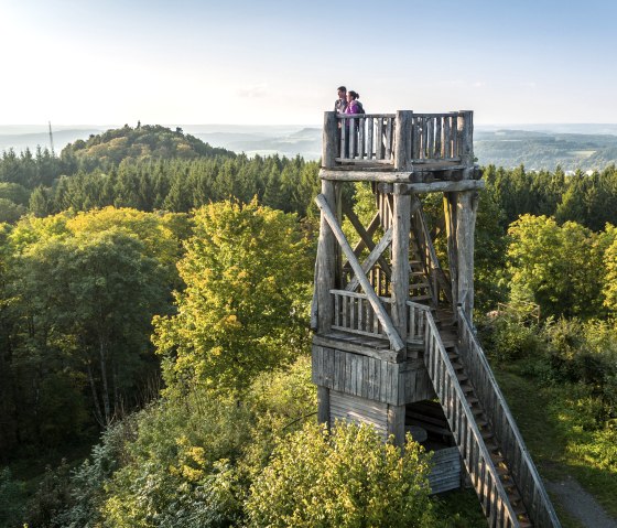 The impressive viewing tower on the Dietzenley rises above the blossoming forests and offers a fantastic all-round view., © Eifel Tourismus GmbH, Dominik Ketz The impressive viewing tower on the Dietzenley rises above the blossoming forests and offers a fantastic all-round view., © Eifel Tourismus GmbH, Dominik Ketz
