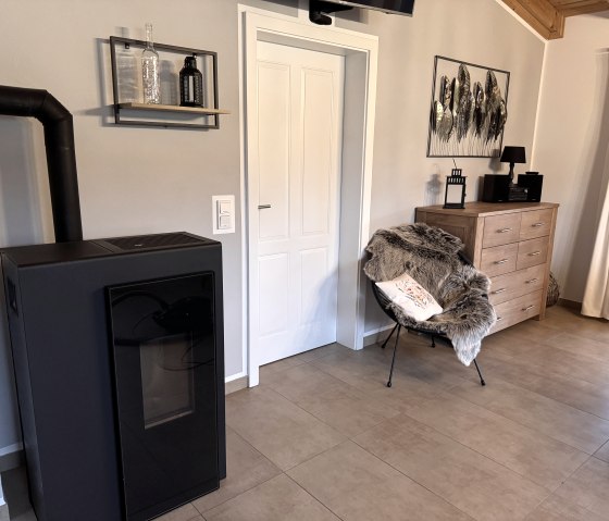 Wohn-/ Esszimmer Wohn-/ Esszimmer