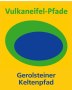 Logo van het Gerolsteiner Keltenpad met een groen en blauw ovaal op een gele achtergrond. Tekst: "Vulkaneifel-Pfade Gerolsteiner Keltenpfad"., © Natur- und Geopark Vulkaneifel GmbH Logo van het Gerolsteiner Keltenpad met een groen en blauw ovaal op een gele achtergrond. Tekst: "Vulkaneifel-Pfade Gerolsteiner Keltenpfad"., © Natur- und Geopark Vulkaneifel GmbH