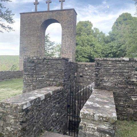 Kriegerdenkmal Stadtkyll, © Touristik GmbH Gerolsteiner Land, Leonie Post Kriegerdenkmal Stadtkyll, © Touristik GmbH Gerolsteiner Land, Leonie Post