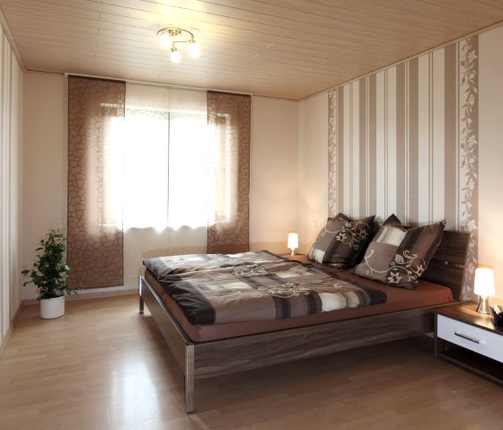 Schlafzimmer, © Ferienwohnung Hansen Schlafzimmer, © Ferienwohnung Hansen