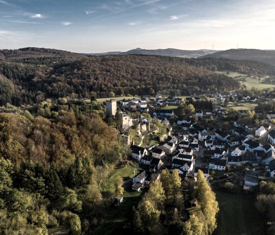 Blick auf Kerpen, © Eifel Tourismus GmbH, Dominik Ketz Blick auf Kerpen, © Eifel Tourismus GmbH, Dominik Ketz