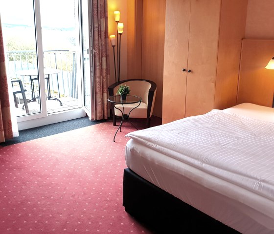 Einzelzimmer mit Balkon Einzelzimmer mit Balkon