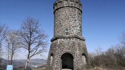 Dronketurm an den Dauner Maaren, © GesundLand Vulkaneifel GmbH Dronketurm an den Dauner Maaren, © GesundLand Vulkaneifel GmbH