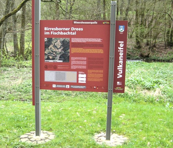 Infotafel, © Touristik GmbH Gerolsteiner Land, Ute Klinkhammer Infotafel, © Touristik GmbH Gerolsteiner Land, Ute Klinkhammer