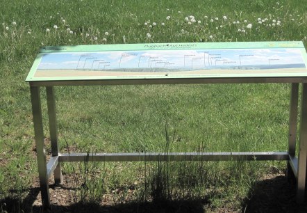 Eifelblick Auf Heilert, Tafel, © Touristik GmbH Gerolsteiner Land - Ute Klinkhammer Eifelblick Auf Heilert, Tafel, © Touristik GmbH Gerolsteiner Land - Ute Klinkhammer