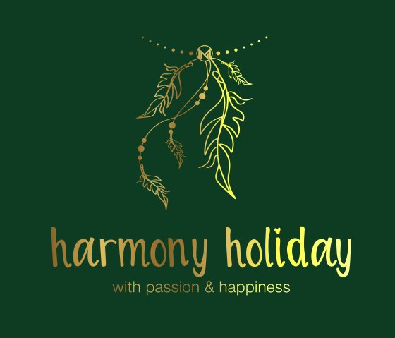 harmony holiday_Logo_gold auf gruen harmony holiday_Logo_gold auf gruen