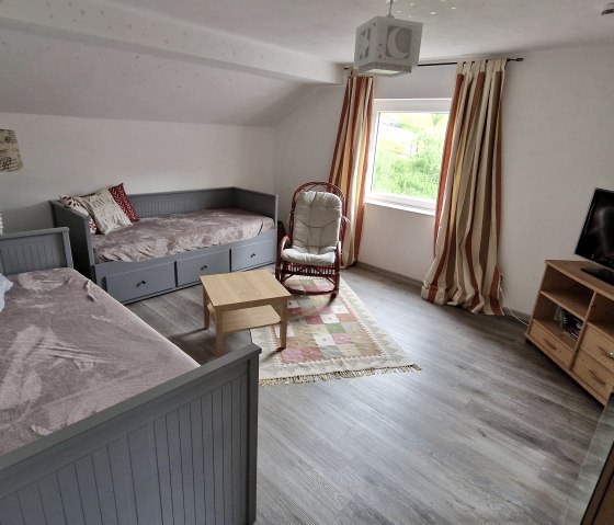 Wohn-Schlaf oder Kinderzimmer Wohn-Schlaf oder Kinderzimmer