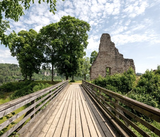 Brücke zur Burg, © Eifel Tourismus GmbH/Dominik Ketz Brücke zur Burg, © Eifel Tourismus GmbH/Dominik Ketz