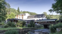 Heidsmühle Gebäudeansicht mit Landschaft, © Heidsmühle Heidsmühle Gebäudeansicht mit Landschaft, © Heidsmühle