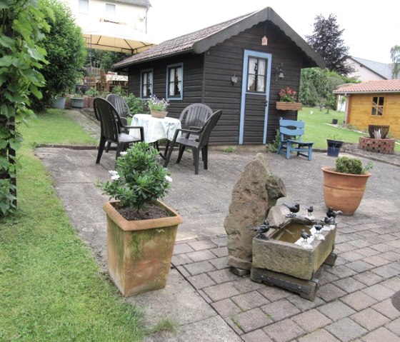 Im Garten, &copy; Gertrud Wieser