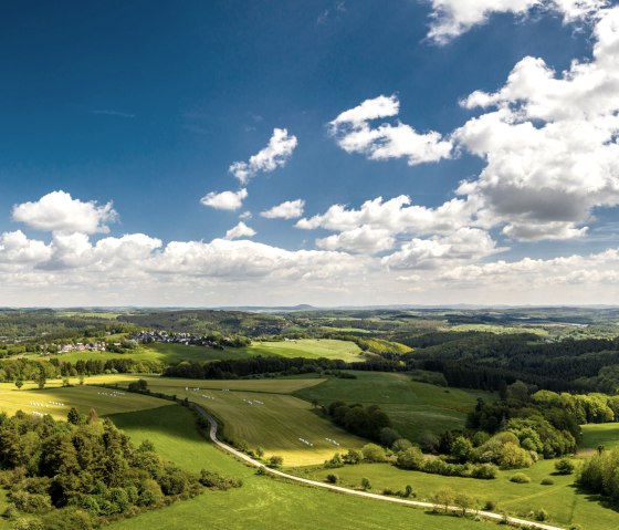 et-2019-412-vulkanpfad-naturschutzgebiet-steinbuechel-bei-schueller-eifel-tourismus-gmbh-dominik-ketz, &copy; Eifel Tourismus GmbH, Dominik Ketz
