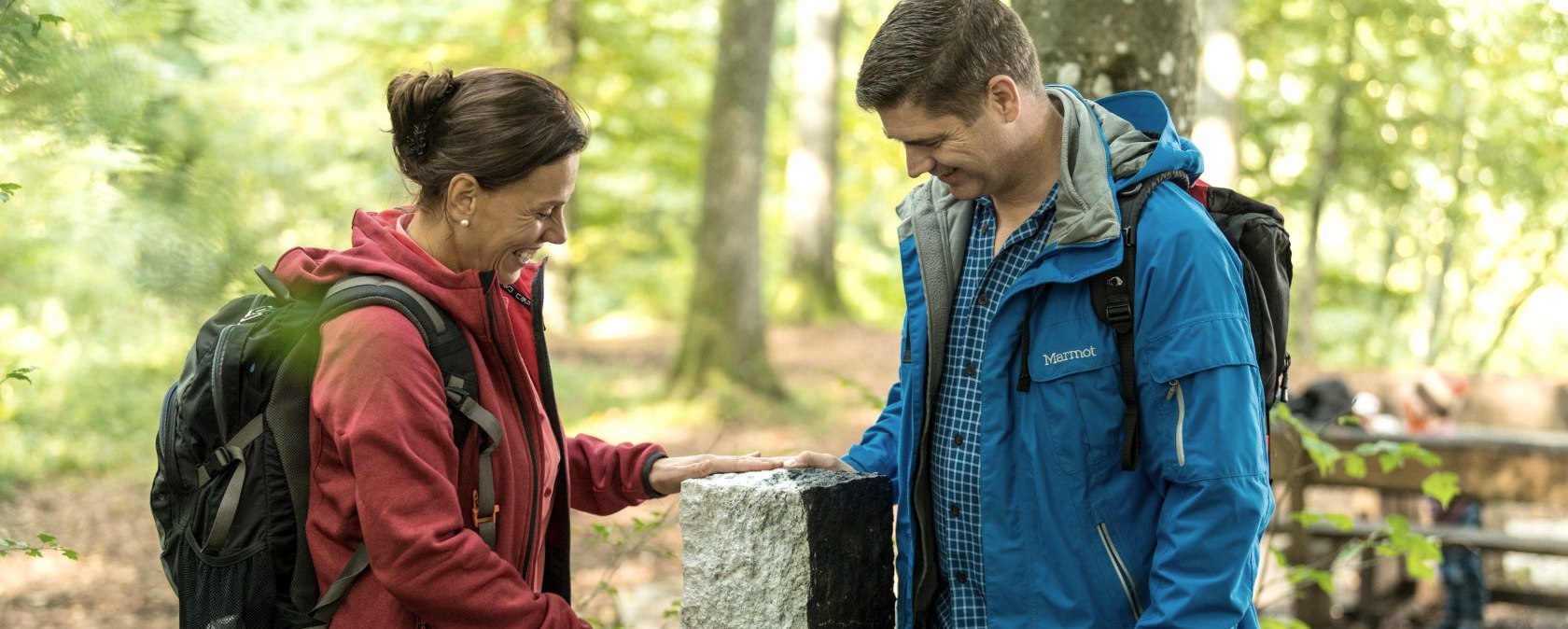 Black and white boundary stone on the Schneifel Trail, © Eifel Tourismus GmbH / D. Ketz