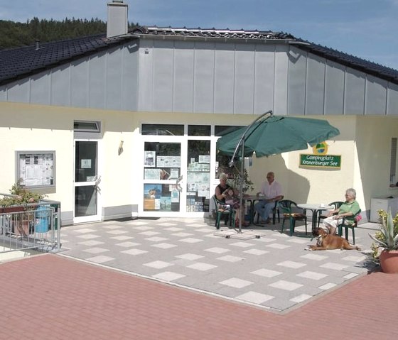 Eingangsbereich Bistro, &copy; Schneifel Bistro Hallschlag