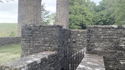 Kriegerdenkmal Stadtkyll, &copy; Touristik GmbH Gerolsteiner Land, Leonie Post