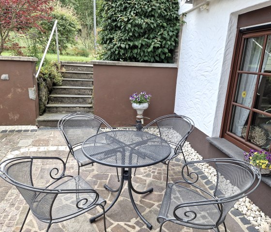 Terrasse, &copy; Touristik GmbH Gerolsteiner Land