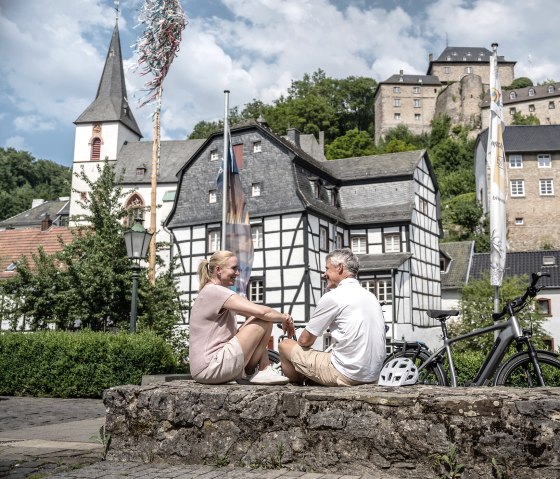 Ahr-fietspad, rust in het historische centrum van Blankenheim, © Eifel Tourismus GmbH, Dennis Stratmann