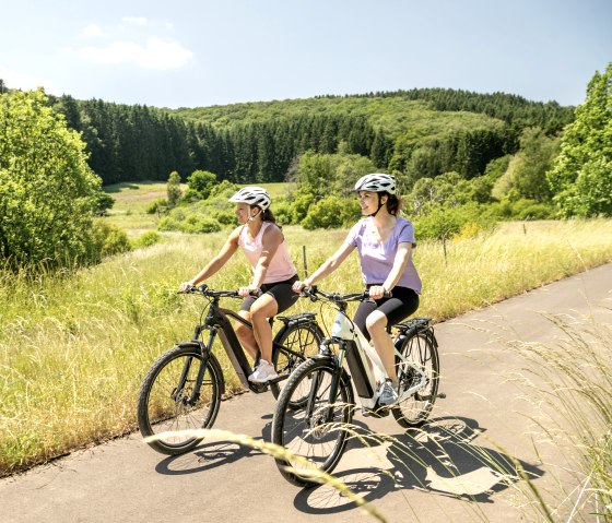 The Eifel-Ardennes cycle path leads through the idyllic Alfbach valley, © Eifel Tourismus GmbH, Dominik Ketz