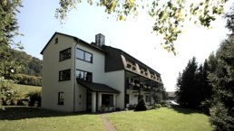 Haus mit Garten, &copy; Thomas Klever