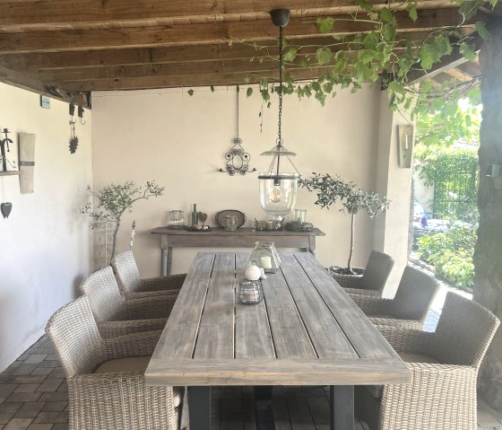 Überdachte Terrasse