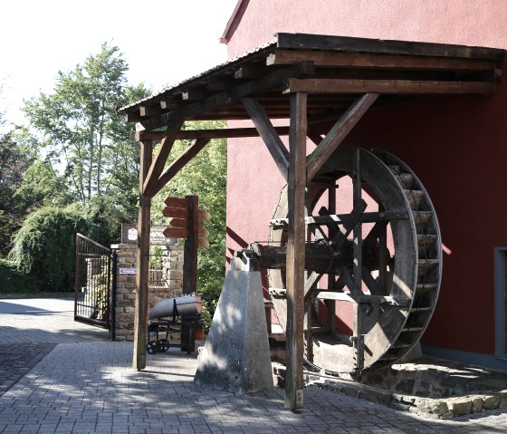 M&uuml;hlrad, &copy; Historische Wasserm&uuml;hle Birgel, Mariette Spohr GmbH