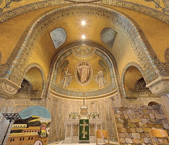 In der Erl&ouml;serkirche Gerolstein, &copy; Foto Achim Meurer