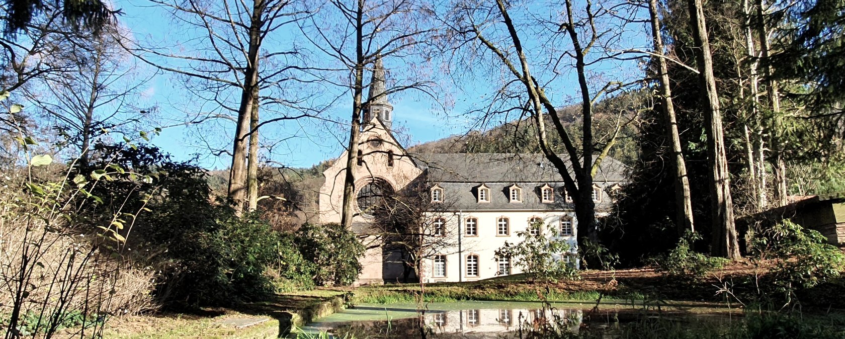 Blick auf Kloster St. Thomas, © Tourist-Information Bitburger Land
