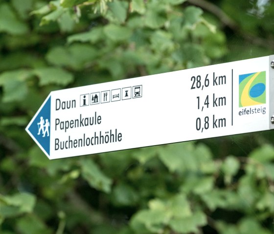 Papenkaule Wegweiser, © Eifel Tourismus GmbH, Dominik Ketz