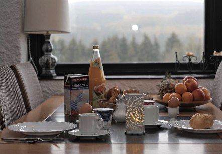 Fr&uuml;hst&uuml;ck, &copy; Esther Diederen, Waldferienpark Gerolstein