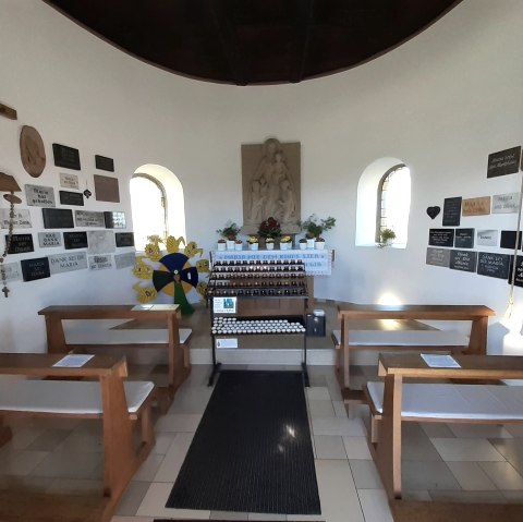 Kapelle Wahlhausen - Innenraum, © Touristik GmbH Gerolsteiner Land - Ute Klinkhammer
