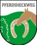 Wappen mit Pferdekopf und Hufeisen auf grünem Hintergrund, Schriftzug 'Pferdsheckweg' oben., © Touristik GmbH Gerolsteiner Land