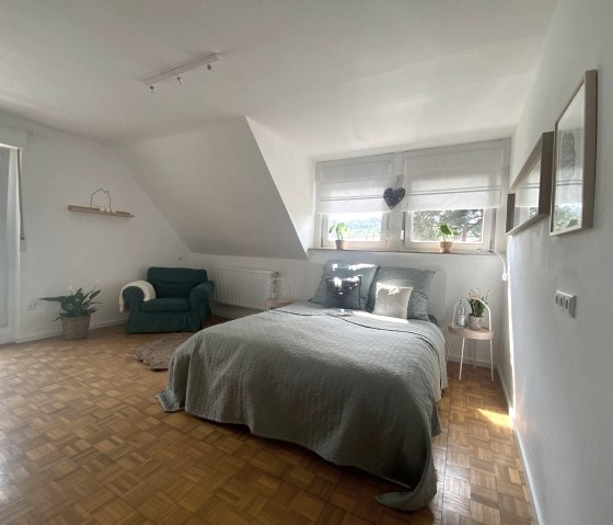 1st bedroom with double bed, © Anja Remsperger & Philippe Drees