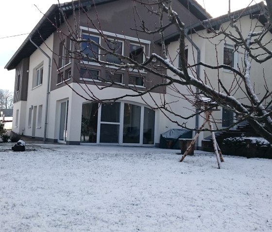 Winter, &copy; Faber