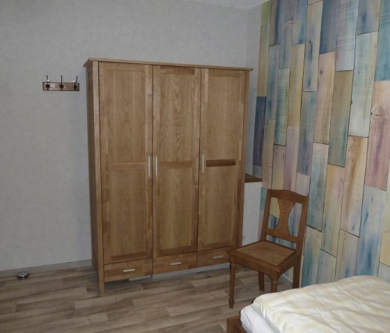 Schlafzimmer 2, &copy; Alois Handwerk