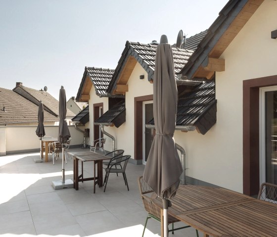 Die Terrasse der Ferienwohnungen
