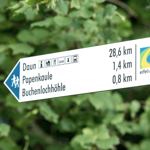 Papenkaule Wegweiser, © Eifel Tourismus GmbH, Dominik Ketz