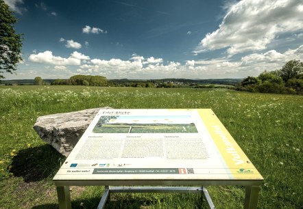Infotafel Eifelblick, © Eifel Tourismus GmbH, Dominik Ketz