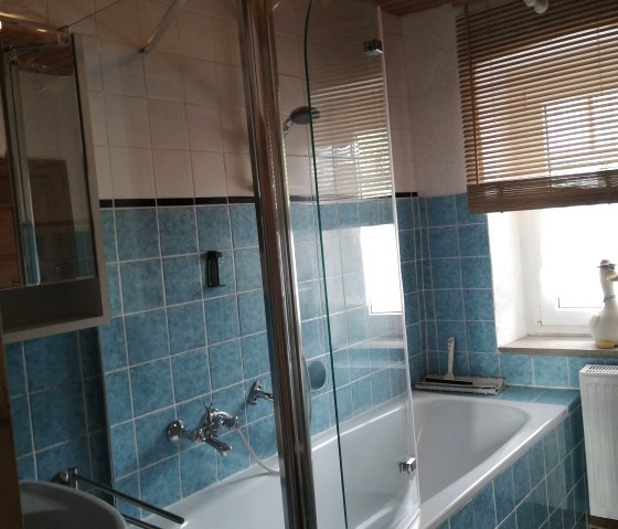 Sola bathroom