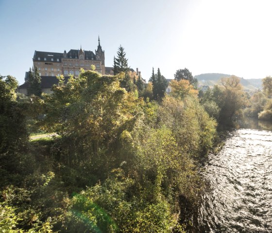 Ahr-fietspad: Fietsen langs de Ahr, uitzicht op klooster Calvarienberg, © Rheinland-Pfalz Tourismus GmbH/D. Ketz