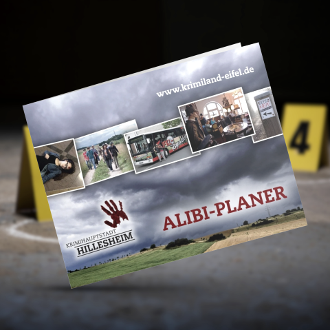 Das Titelbild des Flyers &quot;Alibi Planer&quot; zeigt eine düstere Landschaft und Szenenbilder der Krimiführungen.