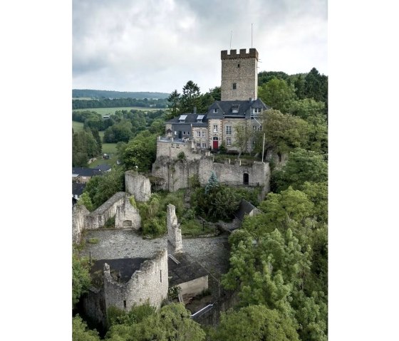 burg-kerpen-superbass-cc-by-sa-40